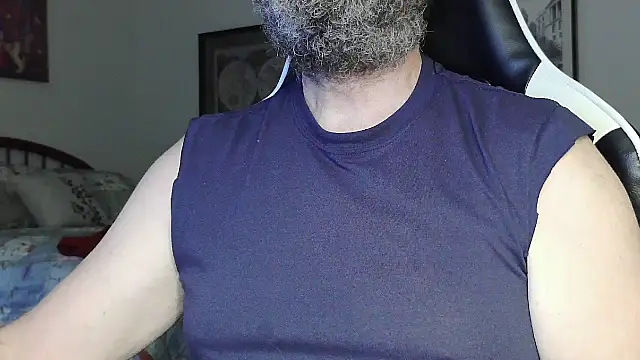 Snapshot of usdirtymikee9 chatting on June 2026 02:11:02 AM usdirtymikee9 online show from June 2026 02:11:02 AM