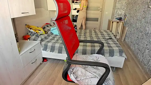 Snapshot of DUSSY_PUSSY chatting on November 2025 06:14:01 AM DUSSY PUSSY online show from November 2025 06:14:01 AM