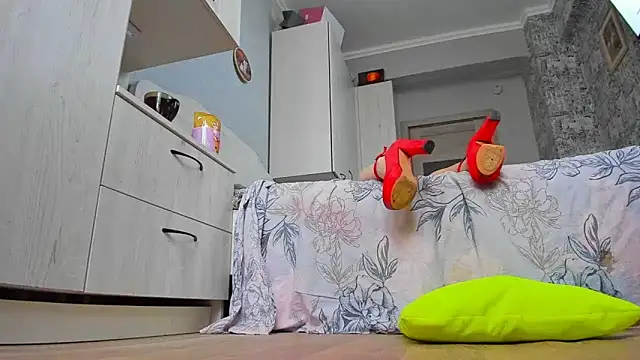 Snapshot of DUSSY_PUSSY chatting on November 2025 04:23:01 AM DUSSY PUSSY online show from November 2025 04:23:01 AM