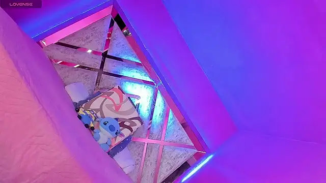 anapuala sexxx online show from December 2024 06:20:01 AM