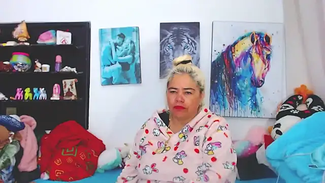 estrellita fugaz16x online show from January 2025 11:43:02 AM