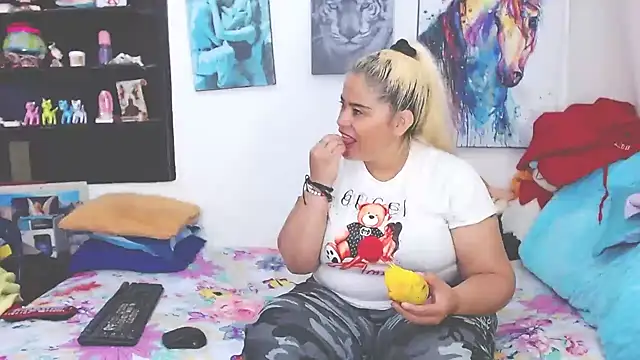 estrellita fugaz16x online show from February 2025 10:15:01 PM