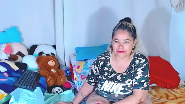 estrellita fugaz16x online show from October 2025 01:47:01 AM