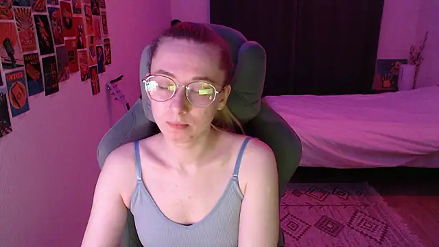 Snapshot of AnabelFrel chatting on March 2026 12:14:02 AM AnabelFrel online show from March 2026 12:14:02 AM