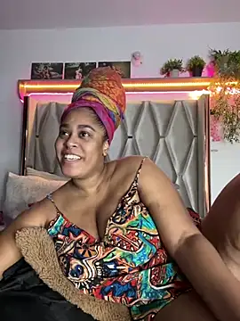 Snapshot of africa_xxx chatting on February 2025 01:22:01 AM africa xxx online show from February 2025 01:22:01 AM