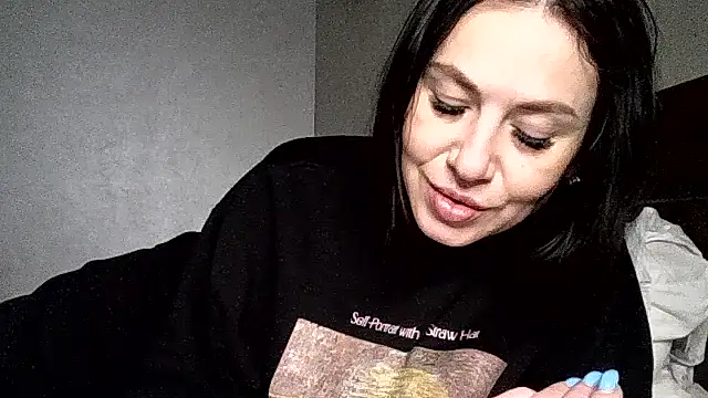 JulianaGold1 online show from February 2026 09:19:02 AM