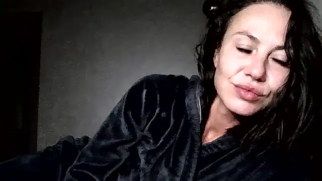 Snapshot of JulianaGold1 chatting on July 2026 10:55:01 PM JulianaGold1 online show from July 2026 10:55:01 PM