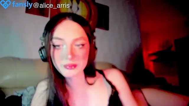 Alice  Aris online show from February 2026 04:27:02 PM