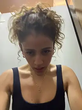 alana15 online show from January 2025 07:04:02 PM