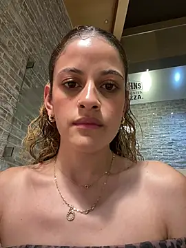 alana15 online show from March 2025 01:48:01 PM