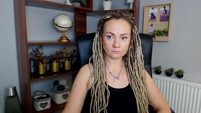 Snapshot of KayaMagic chatting on December 2024 05:15:01 PM KayaMagic online show from December 2024 05:15:01 PM