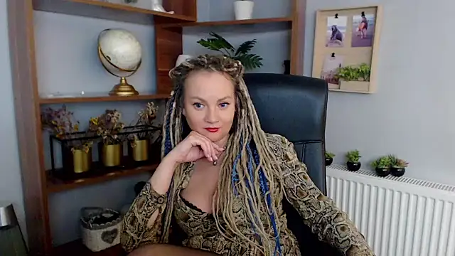 Snapshot of KayaMagic chatting on February 2025 06:04:02 PM KayaMagic online show from February 2025 06:04:02 PM