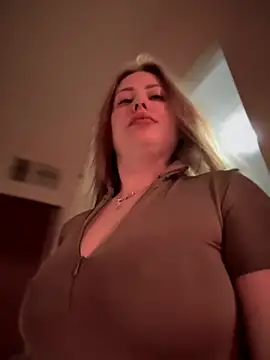 AlisaWhite online show from February 2025 09:23:01 PM