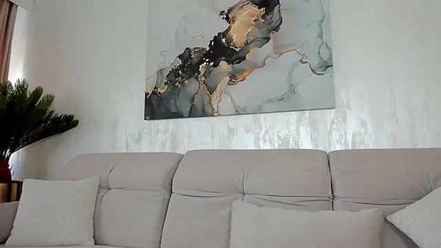 TiffanyHouston  online show from January 2025 12:48:02 PM