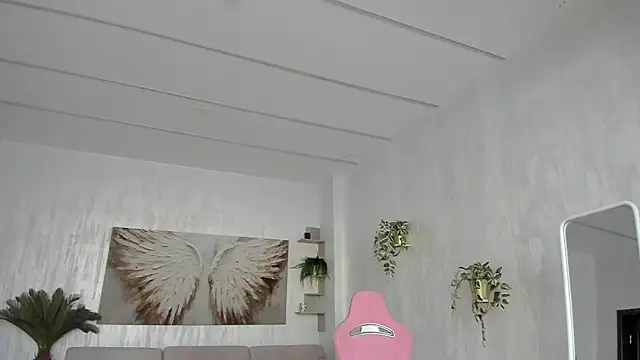 Snapshot of TiffanyHouston_ chatting on January 2026 07:24:02 AM TiffanyHouston online show from January 2026 07:24:02 AM