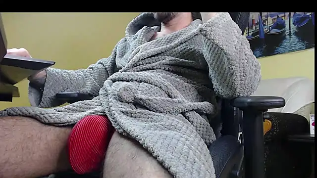 Snapshot of marioslim chatting on March 2025 03:33:02 AM marioslim online show from March 2025 03:33:02 AM