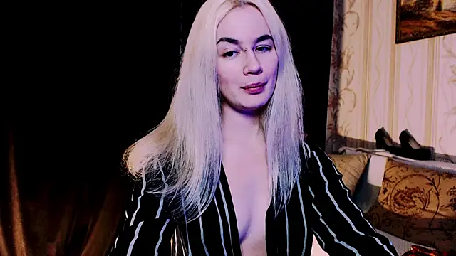 Snapshot of xxxcharismaaa chatting on November 2025 08:53:01 PM xxxcharismaaa online show from November 2025 08:53:01 PM