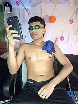 Snapshot of pinedasex777 chatting on October 2025 10:36:01 AM pinedasex777 online show from October 2025 10:36:01 AM