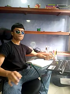 Snapshot of pinedasex777 chatting on October 2025 04:41:01 PM pinedasex777 online show from October 2025 04:41:01 PM