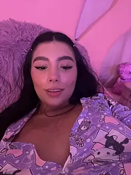 shantall vidales  online show from October 2025 08:56:01 AM