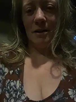 Snapshot of CravingControl chatting on February 2025 01:20:01 AM CravingControl online show from February 2025 01:20:01 AM