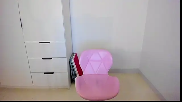 Snapshot of MiaStripDance chatting on February 2026 05:49:02 PM MiaStripDance online show from February 2026 05:49:02 PM