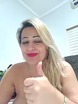 vivifernades online show from February 2025 03:31:02 AM