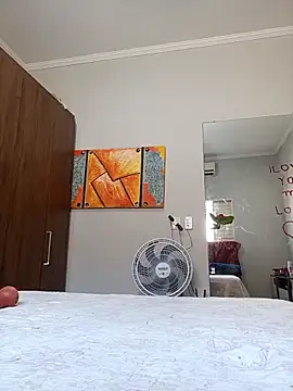 vivifernades online show from September 2025 11:21:01 AM