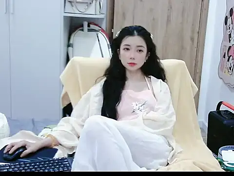 Snapshot of Cute_Ruby01 chatting on July 2026 11:48:01 AM Cute Ruby01 online show from July 2026 11:48:01 AM