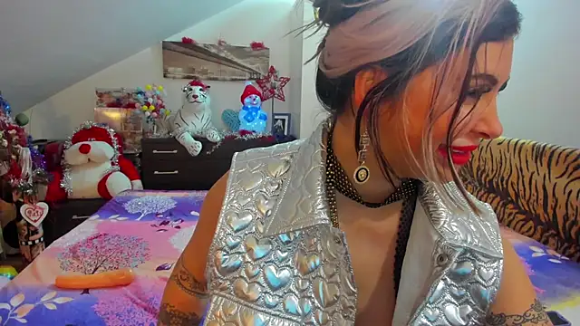 Snapshot of Raffaelababy chatting on December 2024 12:56:02 PM Raffaelababy online show from December 2024 12:56:02 PM