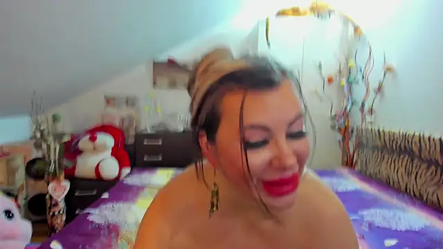 Snapshot of Raffaelababy chatting on February 2025 03:28:02 PM Raffaelababy online show from February 2025 03:28:02 PM