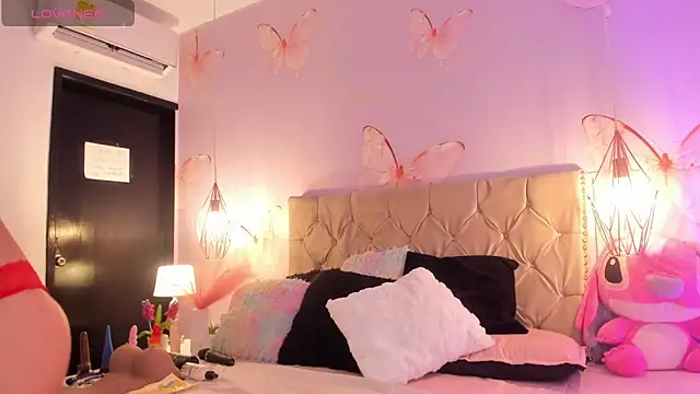 Vivi prinncess online show from March 2026 12:04:01 AM