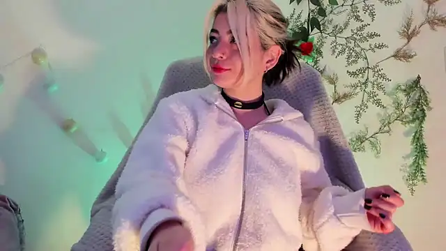 Snapshot of Sammysammy_ chatting on December 2024 05:20:02 PM Sammysammy  online show from December 2024 05:20:02 PM