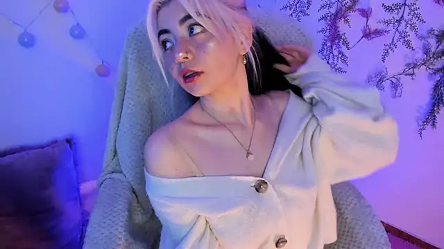 Snapshot of Sammysammy_ chatting on December 2024 08:00:02 AM Sammysammy  online show from December 2024 08:00:02 AM