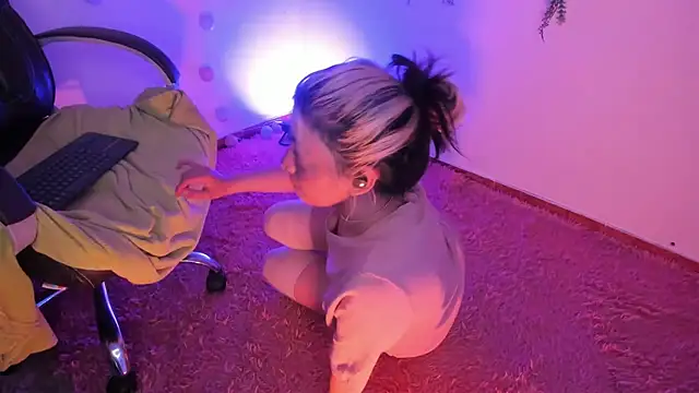 Snapshot of Sammysammy_ chatting on February 2025 06:31:01 AM Sammysammy  online show from February 2025 06:31:01 AM