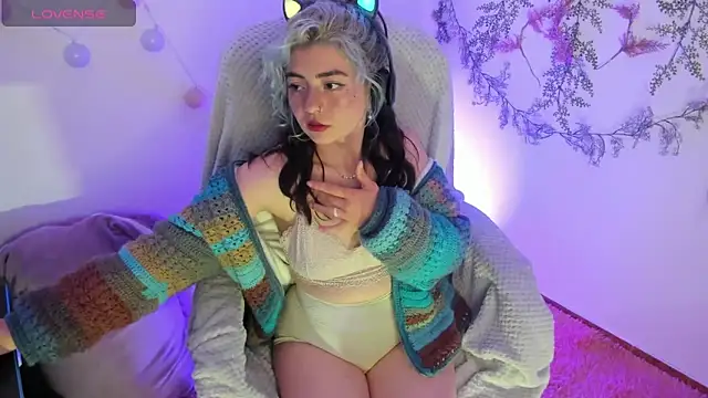 Snapshot of Sammysammy_ chatting on March 2025 08:36:01 AM Sammysammy  online show from March 2025 08:36:01 AM