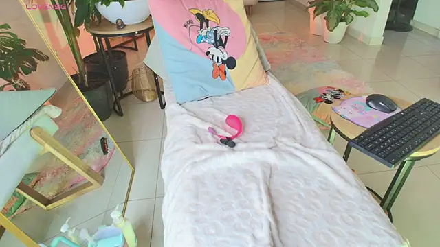 erotik lady online show from September 2025 04:36:01 AM