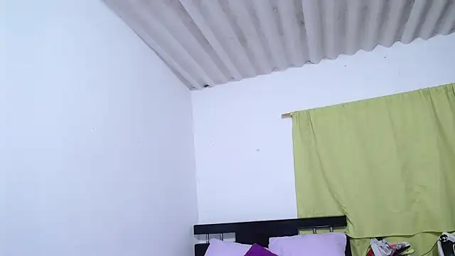 Snapshot of sexxy_ticki chatting on December 2024 12:42:02 AM sexxy ticki online show from December 2024 12:42:02 AM