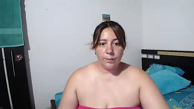 Snapshot of sexxy_ticki chatting on October 2025 10:11:01 PM sexxy ticki online show from October 2025 10:11:01 PM