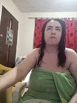 Snapshot of rosahills chatting on April 2026 07:06:01 AM rosahills online show from April 2026 07:06:01 AM