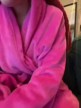 Snapshot of Lolybarbie chatting on December 2024 02:38:01 PM Lolybarbie online show from December 2024 02:38:01 PM