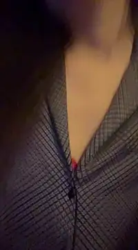 Snapshot of Lolybarbie chatting on January 2025 10:48:01 PM Lolybarbie online show from January 2025 10:48:01 PM