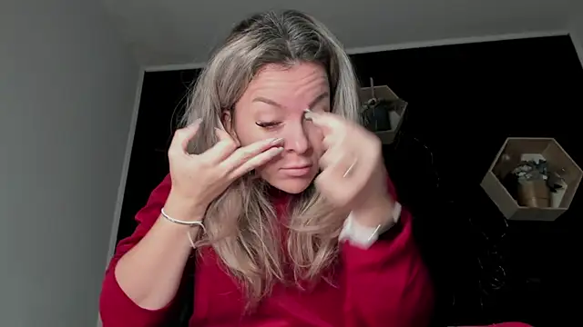 Alesys69 online show from January 2026 04:16:01 AM