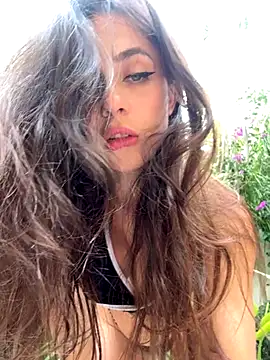 PartyQqHouse online show from October 2025 09:34:02 PM