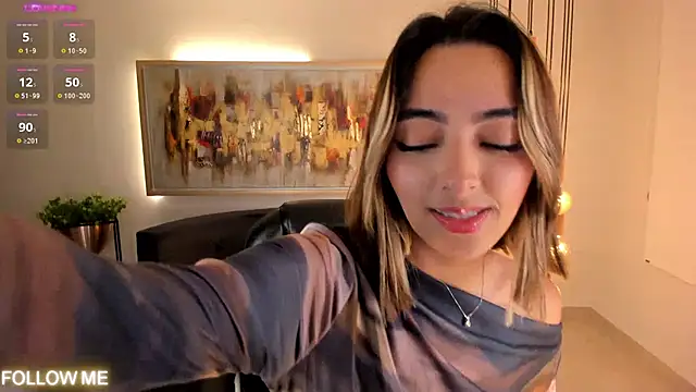 Snapshot of MelissaMoore_ chatting on October 2025 03:28:01 AM MelissaMoore online show from October 2025 03:28:01 AM