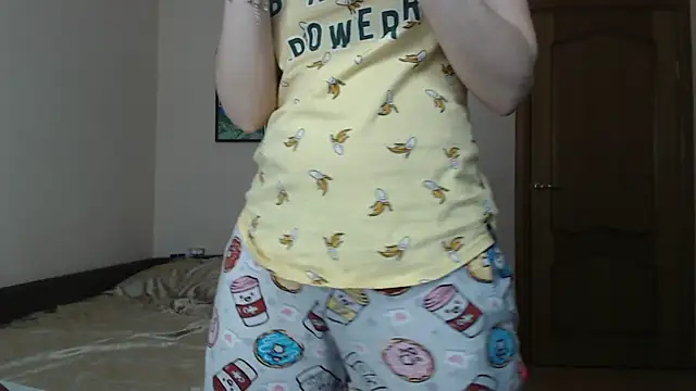 Snapshot of SugarTati chatting on April 2026 04:47:02 PM SugarTati online show from April 2026 04:47:02 PM