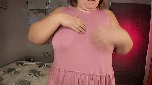 Snapshot of Johana_bbw chatting on January 2026 07:47:02 AM Johana bbw online show from January 2026 07:47:02 AM