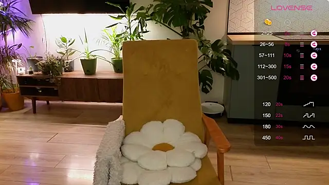 AliceKingsleigh online show from February 2025 04:25:02 PM