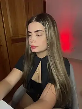 Snapshot of Miss_valeriaa chatting on March 2026 11:31:02 PM Miss valeriaa online show from March 2026 11:31:02 PM