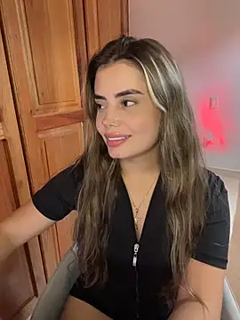 Snapshot of Miss_valeriaa chatting on March 2026 04:00:02 PM Miss valeriaa online show from March 2026 04:00:02 PM
